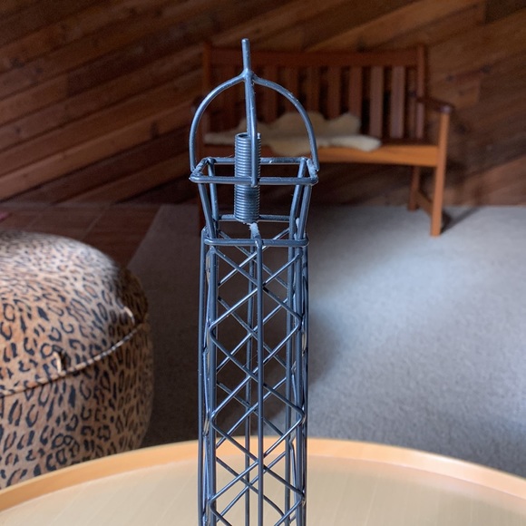 Eiffel Tower in Metal - Picture 5 of 5